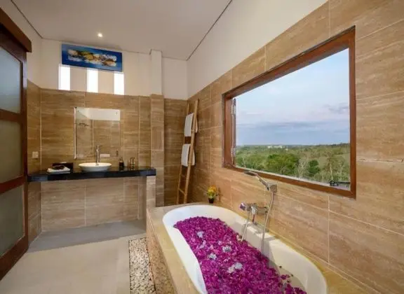 Deluxe Tek Büyük Yataklı Oda, Balkon