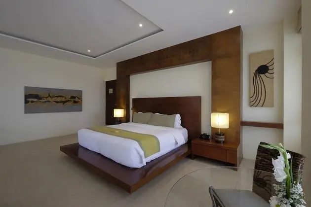 Oceanview Suite