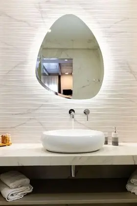 Deluxe Tek Büyük Yataklı Oda, Sıcak Su Havuzu, Deniz Manzaralı