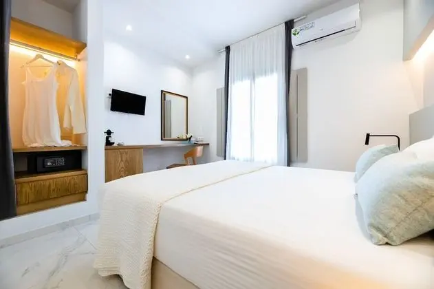 Deluxe Tek Büyük Yataklı Oda, Sıcak Su Havuzu, Deniz Manzaralı