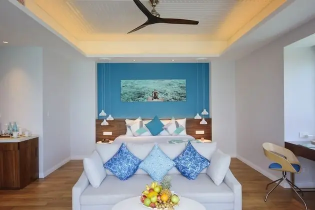 Luxury Villa (Aqua, Swirl Pool)