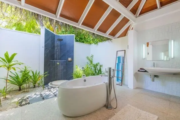 Villa (Beach)