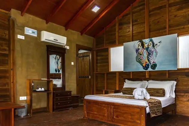 Romantic Tek Büyük Yataklı Oda, Balkon, Nehir Manzaralı