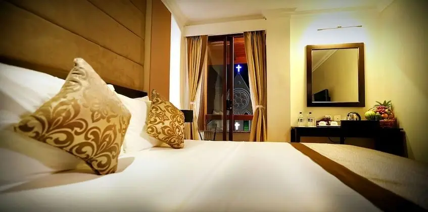 Deluxe Tek Büyük Yataklı Oda
