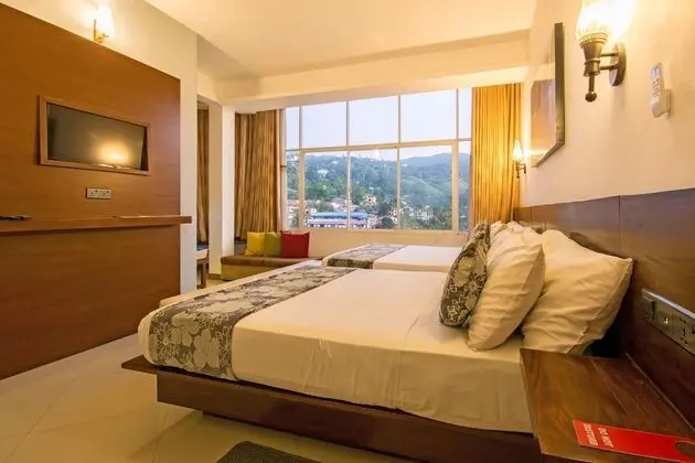Deluxe Family Room
