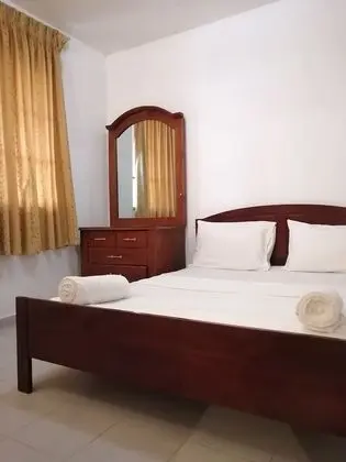City Tek Büyük Yataklı Oda