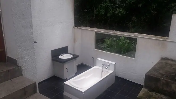 Middle Room with forest view with Garden bathroom and AC