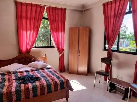 Basic Tek Büyük Yataklı Oda