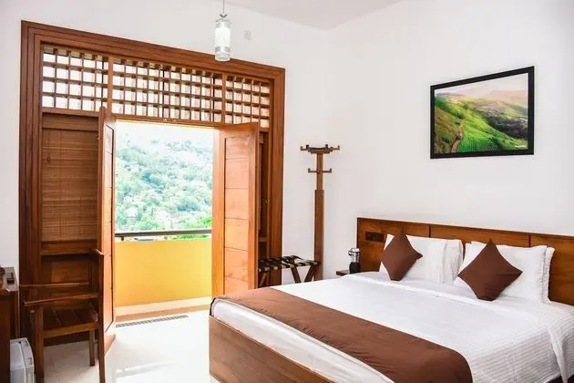 Deluxe Oda, 1 En Büyük (King) Boy Yatak, Sigara İçilmez