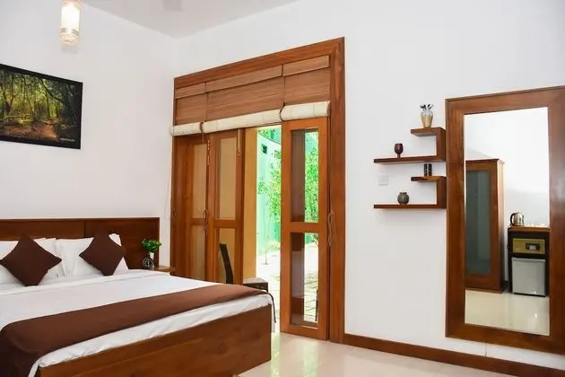 Deluxe Tek Büyük Yataklı Oda, 1 En Büyük (King) Boy Yatak, Sigara İçilmez, Avlu Manzaralı