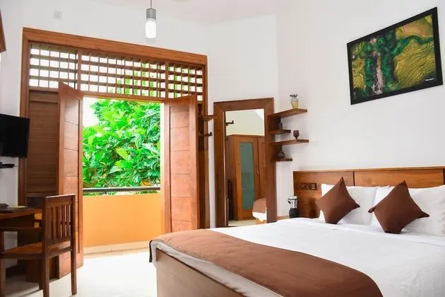 Deluxe Tek Büyük Yataklı Oda, 1 En Büyük (King) Boy Yatak, Sigara İçilmez, Avlu Manzaralı