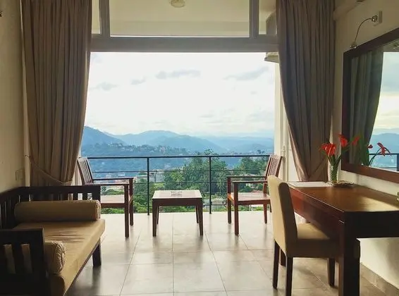 Deluxe Tek Büyük Yataklı Oda, Dağ Manzaralı