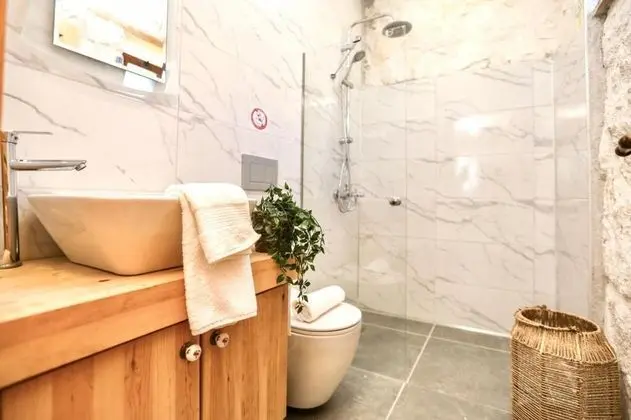 House, Bahçe Manzaralı, Klimalı