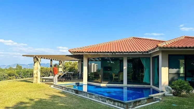 Deluxe Kır Evi