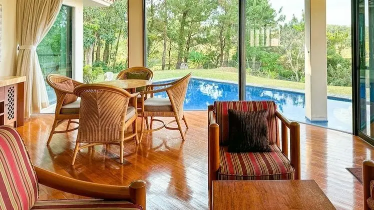 Deluxe Kır Evi