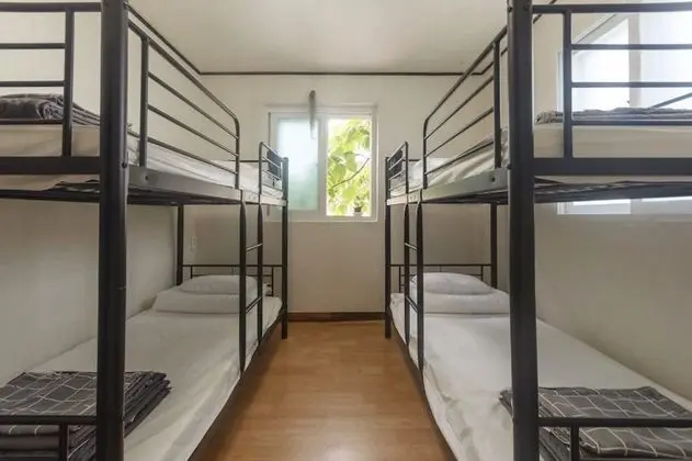 Ortak Ranzalı Oda, Sadece kadınlar için (4 persons)