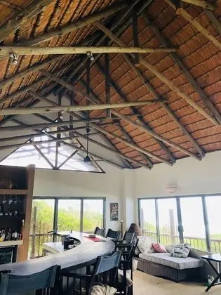 Ev