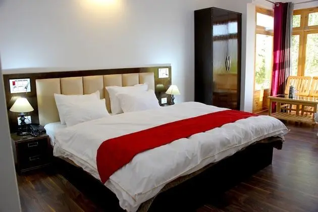 Deluxe Tek Büyük Yataklı Oda