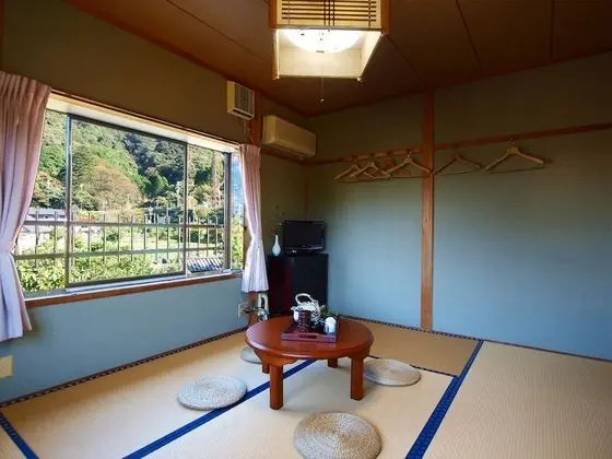 Traditional Oda (Japanese Style, for 3 People)