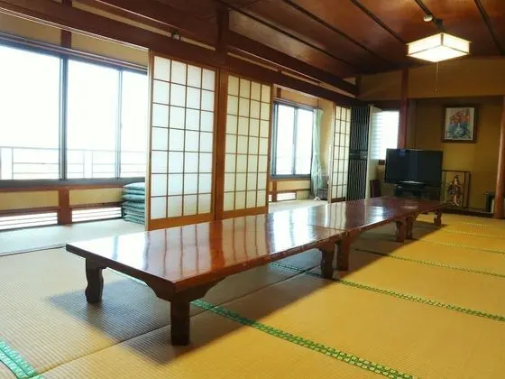 Traditional Oda, Ortak Banyo (Japanese Style for 6, 2nd Floor)