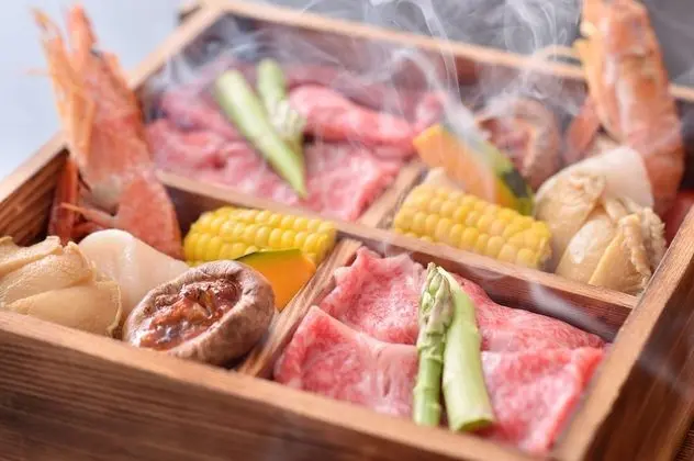 Oda, Sigara İçilmez (Annex, Open-Air Bath, Steamed Cuisine)