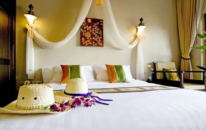 Balcony Room