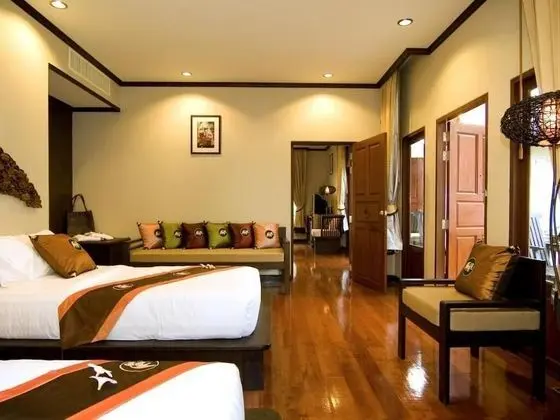 Deluxe Jacuzzi Villa