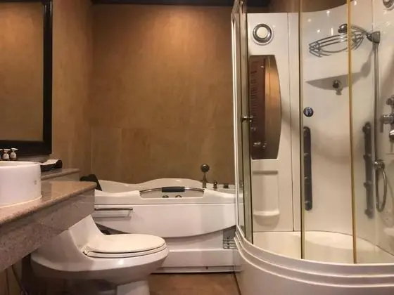 Superior Jacuzzi Room