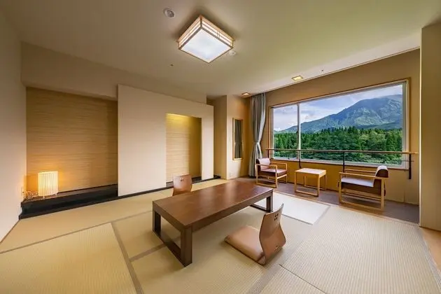 Traditional Oda (Japanese, For 4 Guests, with Toilet)