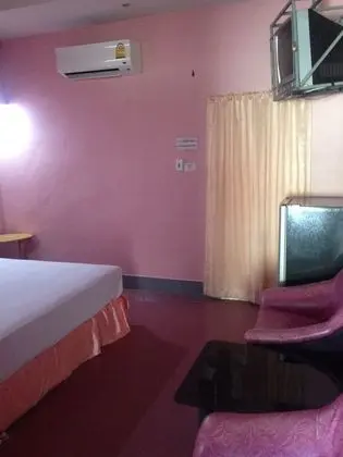 Standard Room No Window