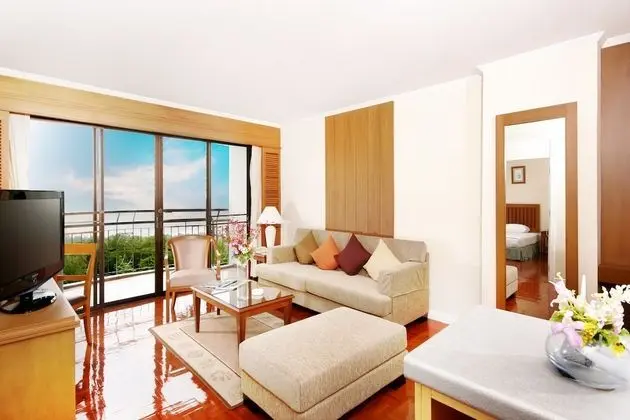 1 Bedroom Suite