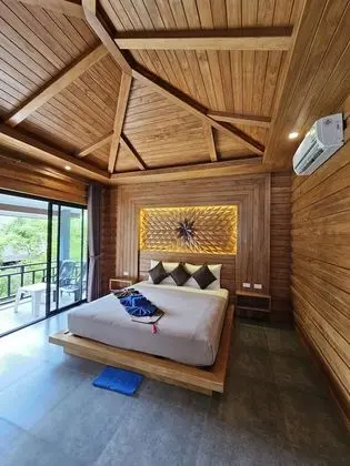 Deluxe Tek Büyük Yataklı Oda, Deniz Manzaralı