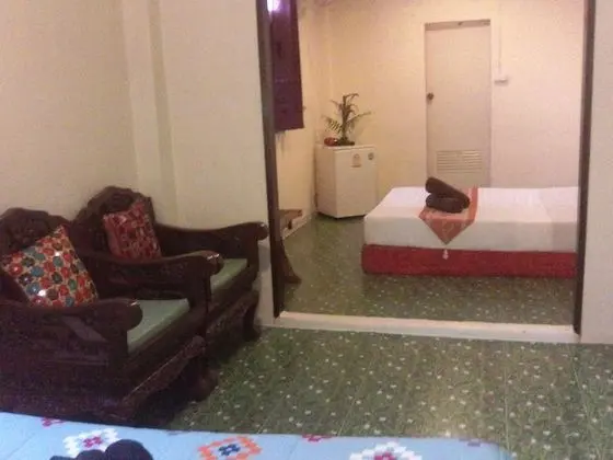 Deluxe Family Room
