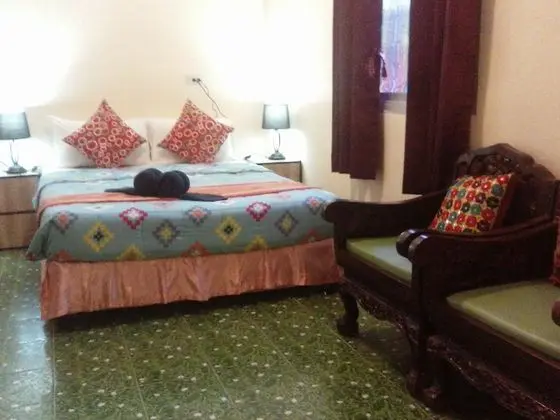 Deluxe Family Room