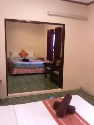 Deluxe Family Room