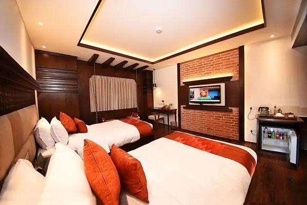 Deluxe Tek Büyük Yataklı Oda