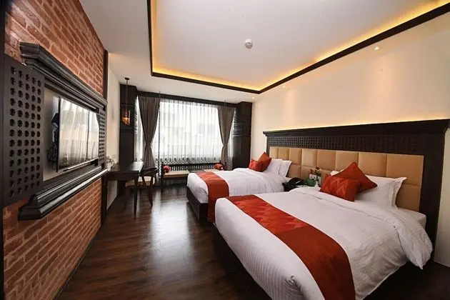 Deluxe Tek Büyük Yataklı Oda