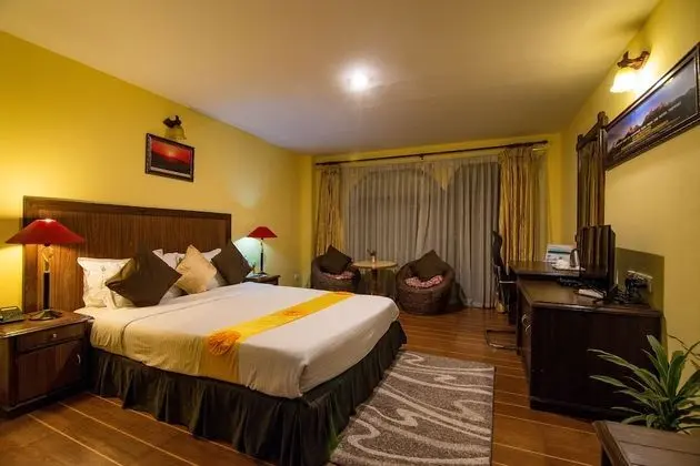 Deluxe Tek Büyük Yataklı Oda, Dağ Manzaralı