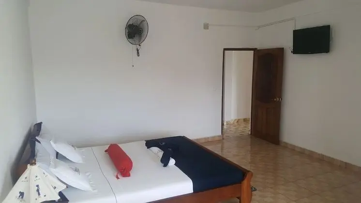 Basic Tek Büyük Yataklı Oda, 1 Büyük (Queen) Boy Yatak, Deniz Manzaralı