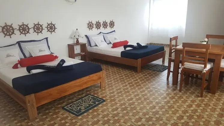 Family Oda, 2 Büyük (Queen) Boy Yatak, Kısmi Deniz Manzaralı