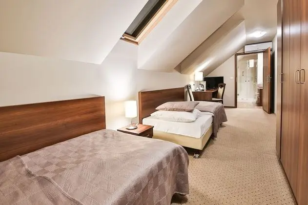 Comfort Tek Büyük Yataklı Oda