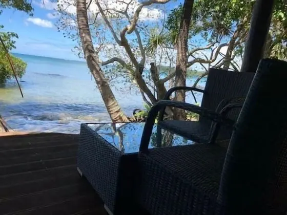 Bungalov, Tek Queen Yataklı, Sigara İçilmeyen