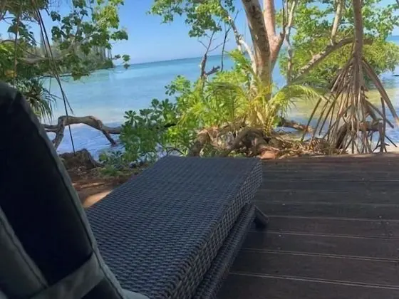 Bungalov (Tropical)