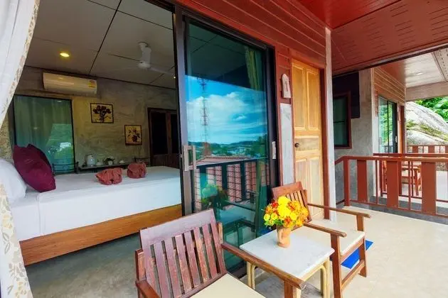 Deluxe Bungalow with Balcony