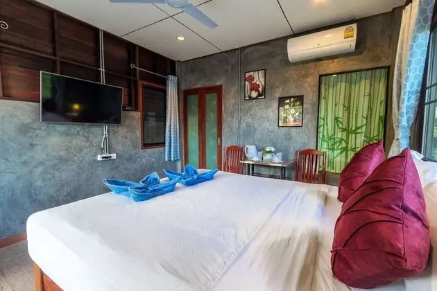 Superior Bungalow with Balcony