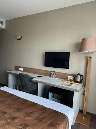 Çift Kişilik, Vadi Manzaralı