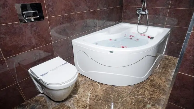 Suite, Şehir Manzaralı