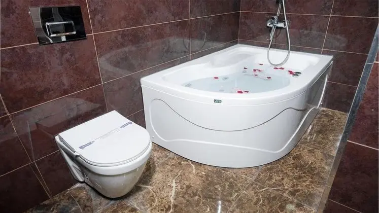 Suite, Şehir Manzaralı