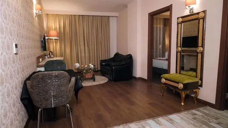 Suite, Şehir Manzaralı