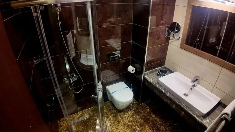 Triple, Vadi Manzaralı